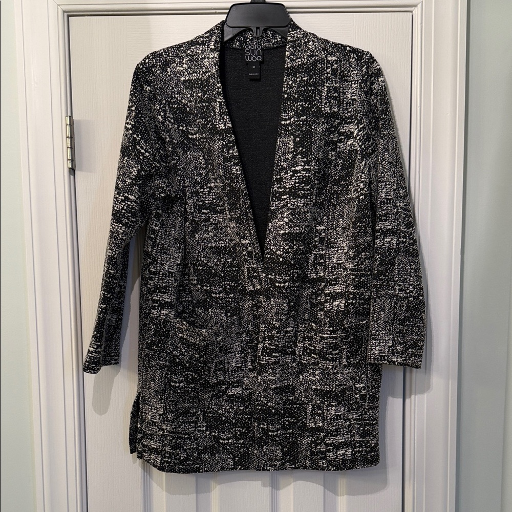Clara sun woo Black and White Textured jacket